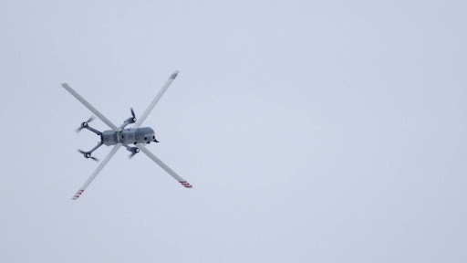 Helsing présente le premier drone d’attaque autonome européen