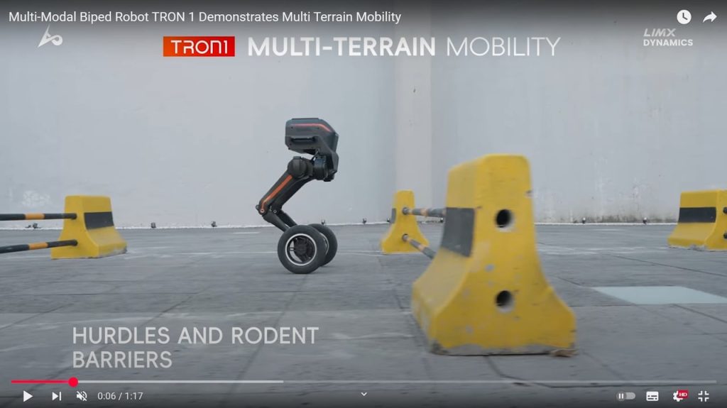 Tron 1 : un robot bipède modulaire aux capacités multi-terrain