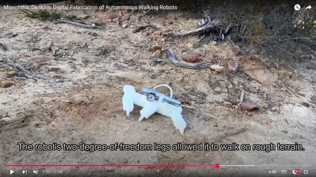 Le robot qui sortait de l’imprimante